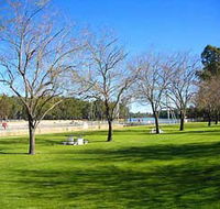 Lock 10 and Weir - Accommodation Main Beach