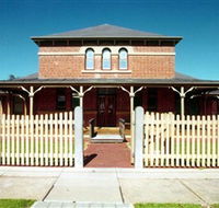 Wentworth Courthouse - Accommodation Main Beach