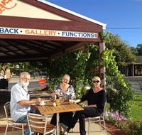 Artback Australia Gallery and Cafe - Accommodation Main Beach