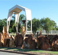 Jericho Crystal Trumpeters - Accommodation Main Beach