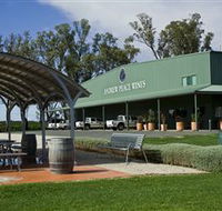 Andrew Peace Wines - Accommodation Main Beach