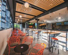 ACES - Accommodation Main Beach 3