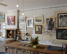 Splatter Gallery And Art Studio - Accommodation Main Beach 4