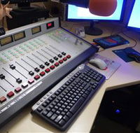 Peak Hill FM Community Radio Station - Accommodation Main Beach