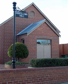 Federation Story Self Guided Walking Tour - Accommodation Main Beach 2