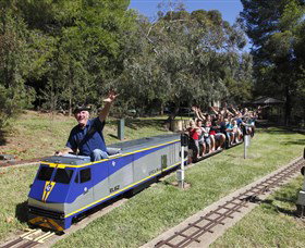 Willans Hill Miniature Railway - Accommodation Main Beach 0