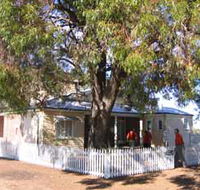 Australian Inland Mission Hospital - Accommodation Main Beach
