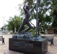 Miners Memorial Statue - Accommodation Main Beach