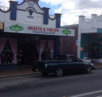 Taylors Sweets and Treats - Accommodation Main Beach