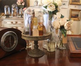 Peachtree Antiques - Accommodation Main Beach 1