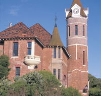 Old Post Office - Accommodation Main Beach