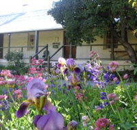 Raglan Gallery And Cultural Centre - Accommodation Main Beach