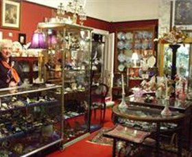 Nerilee Antiques - Accommodation Main Beach 0