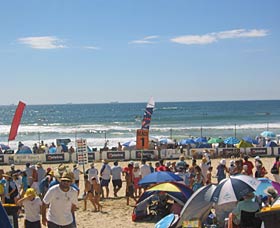 Blacksmiths Beach - Accommodation Main Beach 1