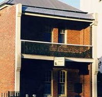 Miss Porters House - Accommodation Main Beach