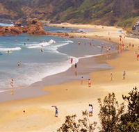Flynns Beach - Accommodation Main Beach