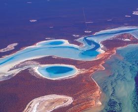 Big Lagoon - Accommodation Main Beach 2