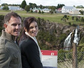 Waratah Falls - Accommodation Main Beach 4