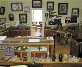 Waratah Courthouse Museum - Accommodation Main Beach 1