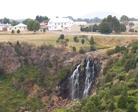 Whyte Hills Lookout - Accommodation Main Beach 2