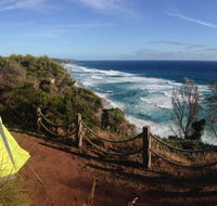 Hike 2 Camp - Accommodation Main Beach