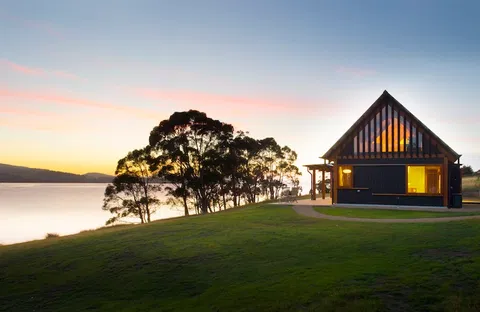 Coast House Tasmania - Accommodation Main Beach 9