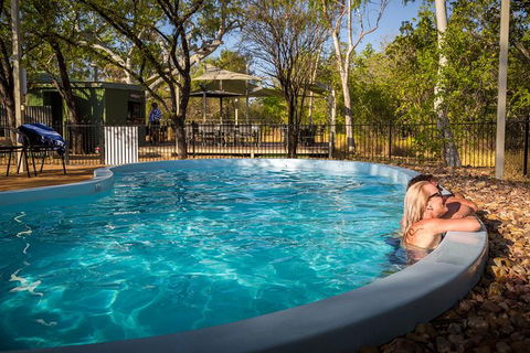 Bungle Bungle Stay Over With Scenic Flights, Guided Walk, Accommodation & Meals - Accommodation Main Beach 7