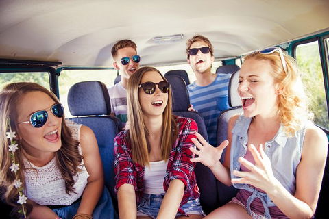 Round Trip Transfer In Private Minivan From-to Melbourne Airport In Melbourne - Accommodation Main Beach 4