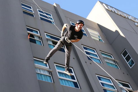 Ultimate Experience Melbourne - Accommodation Main Beach 0