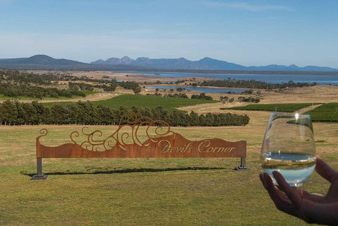 East Coast Splendour Gourmet Food Tour - Accommodation Main Beach 2