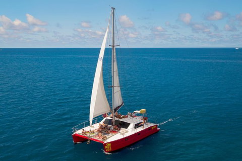 2-Night Whitsunday Islands All-Inclusive Sailing Tour From Airlie Beach - Accommodation Main Beach 2