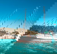 2 night Whitsunday Islands Cruise on New Horizon from Airlie Beach - Accommodation Main Beach