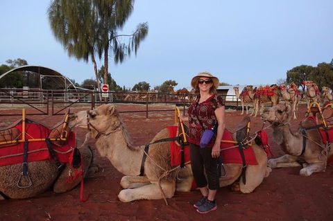 Uluru Small-Group Tour By Camel At Sunrise Or Sunset - Accommodation Main Beach 11