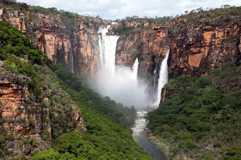 Kakadu & Katherine Gorge Full Day Air Tour, Helicopter & Cruise - Accommodation Main Beach 8