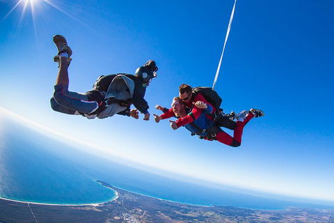 Byron Bay Tandem Sky Dive - Accommodation Main Beach 5
