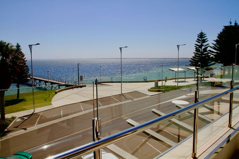 Ceduna Jetty - Accommodation Main Beach 2