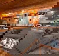 Gumnut Hideaway Gallery - Accommodation Main Beach