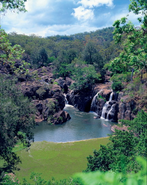 Little Millstream Falls - Accommodation Main Beach 0
