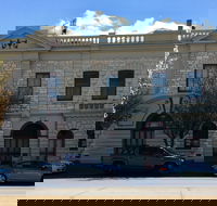Naracoorte Town Hall - Accommodation Main Beach