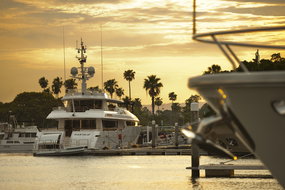 Book Gold Coast QLD Attractions Accommodation Main Beach Accommodation Main Beach