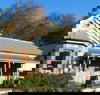 emprades vintage  design - Accommodation Main Beach