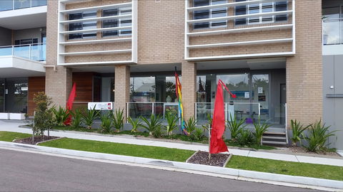 Finite Gallery - Accommodation Main Beach 0