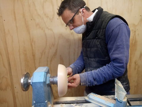 Make A Bowl Woodturning - Accommodation Main Beach 1