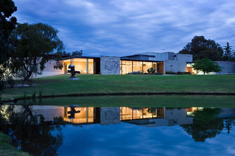 McClelland Sculpture Park + Gallery - Accommodation Main Beach 1