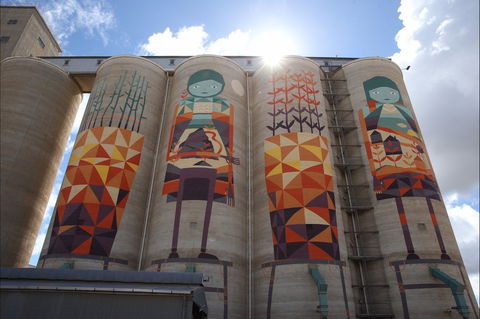 PUBLIC Silo Trail: Merredin - Accommodation Main Beach 0