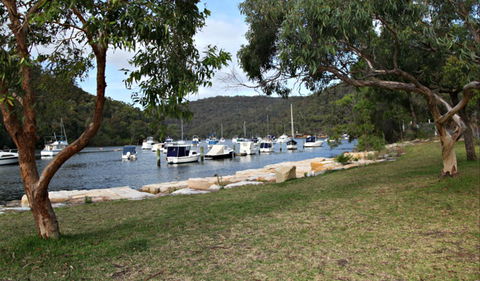 Apple Tree Picnic Area - Accommodation Main Beach 0