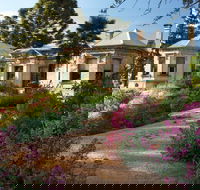 Buda Historic Home  Garden - Accommodation Main Beach