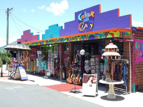 Colour Me Crazy - Accommodation Main Beach 0