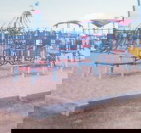 Edithburgh Playground - Accommodation Main Beach