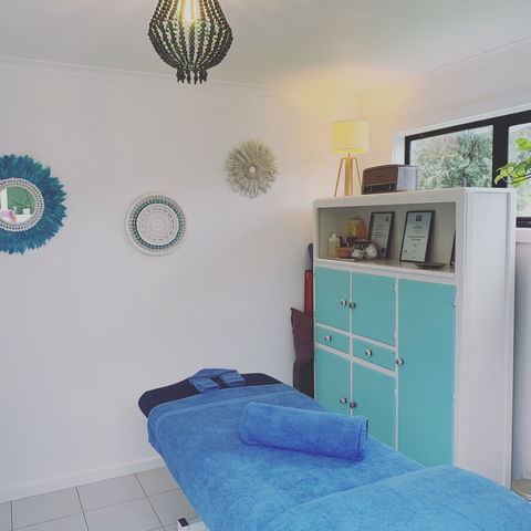Naturally Balanced Myotherapy - Accommodation Main Beach 0